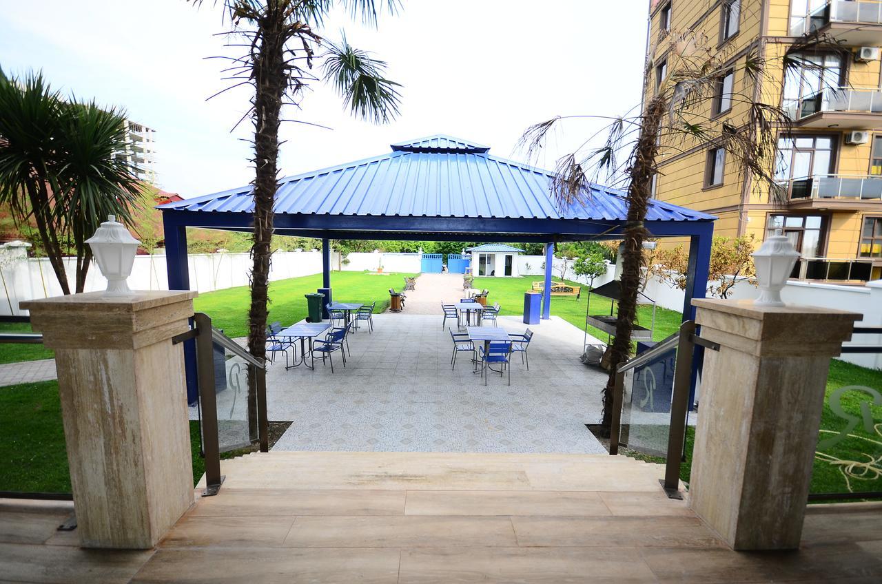 Batumi Palm Hotel Екстер'єр фото
