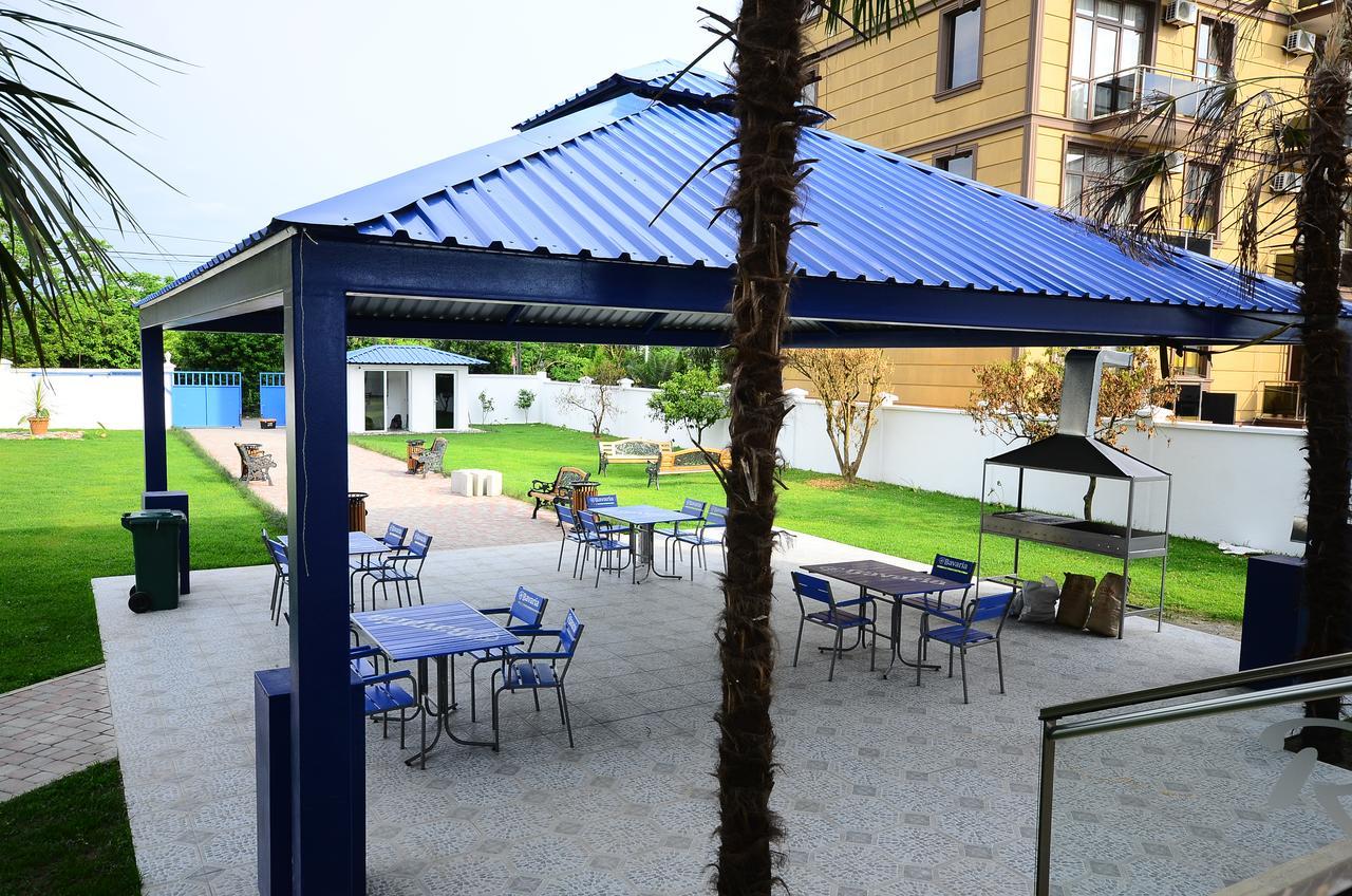 Batumi Palm Hotel Екстер'єр фото