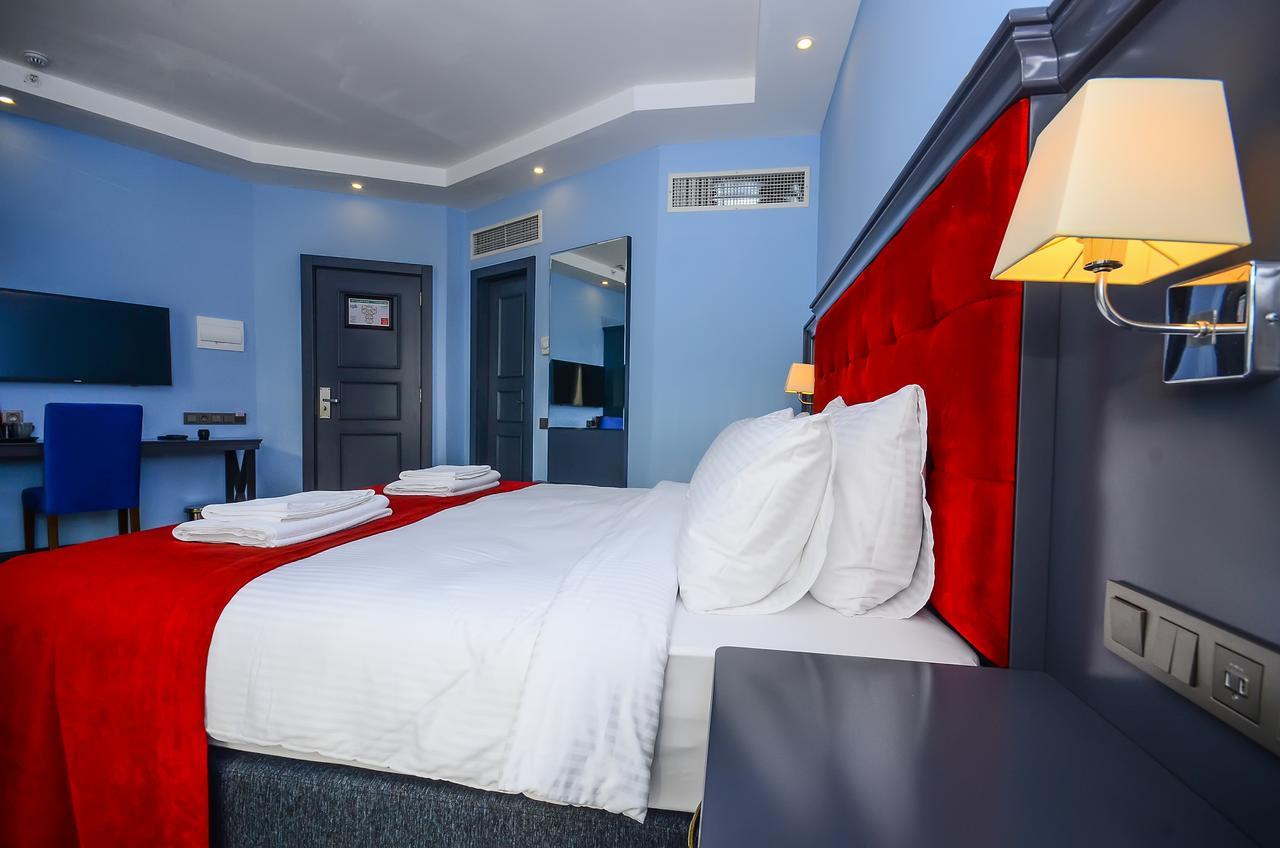 Batumi Palm Hotel Екстер'єр фото