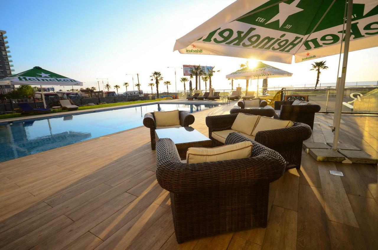 Batumi Palm Hotel Екстер'єр фото