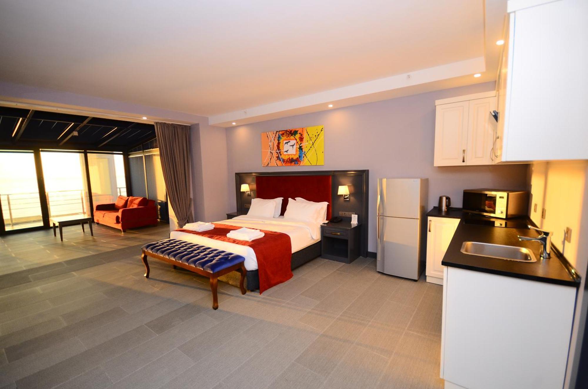 Batumi Palm Hotel Екстер'єр фото