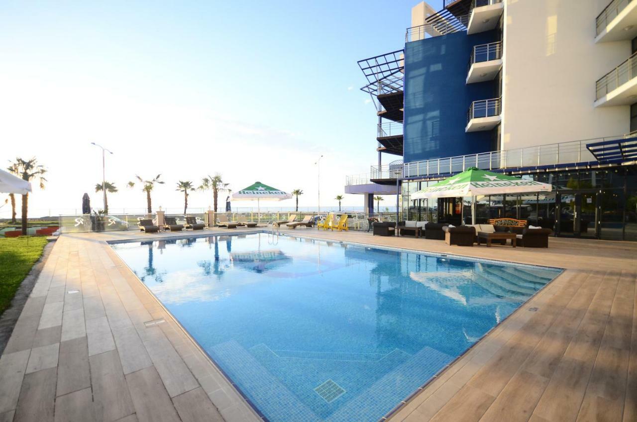 Batumi Palm Hotel Екстер'єр фото