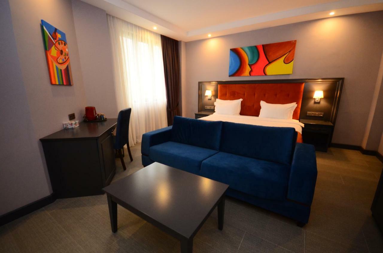Batumi Palm Hotel Екстер'єр фото